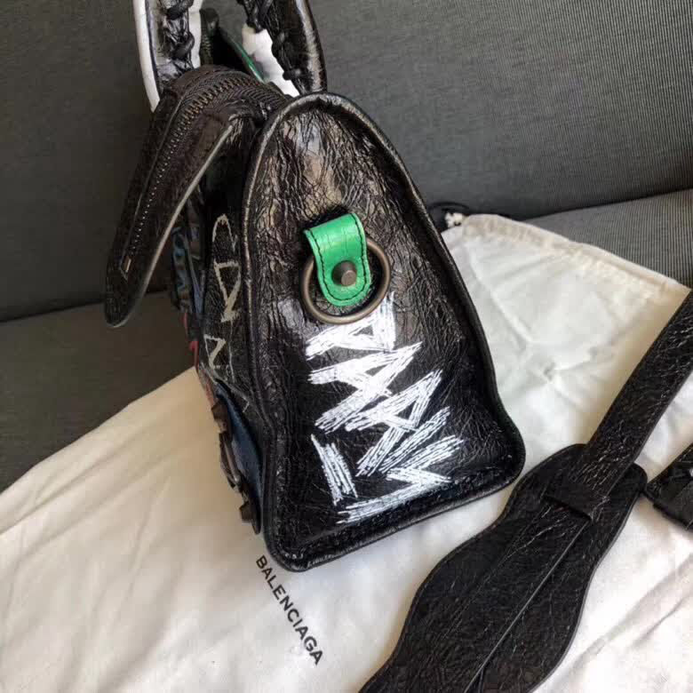 BALENCIAG巴黎世家 Graffiti Classic City30cm機車包 手繪彩色塗鴉  爆裂紋羊皮 手提肩背斜挎包  BL1804
